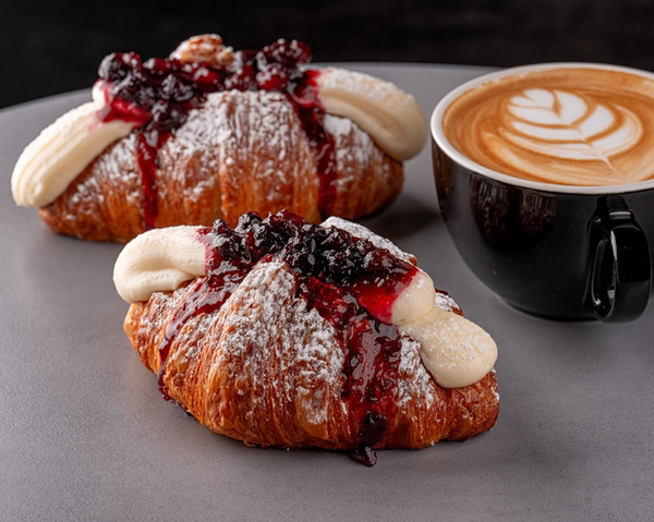 Blueberry & Cream Croissant "The Perfect One"